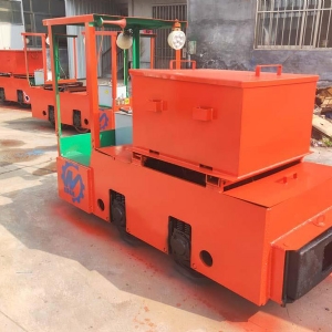 10T架线式工矿电机车